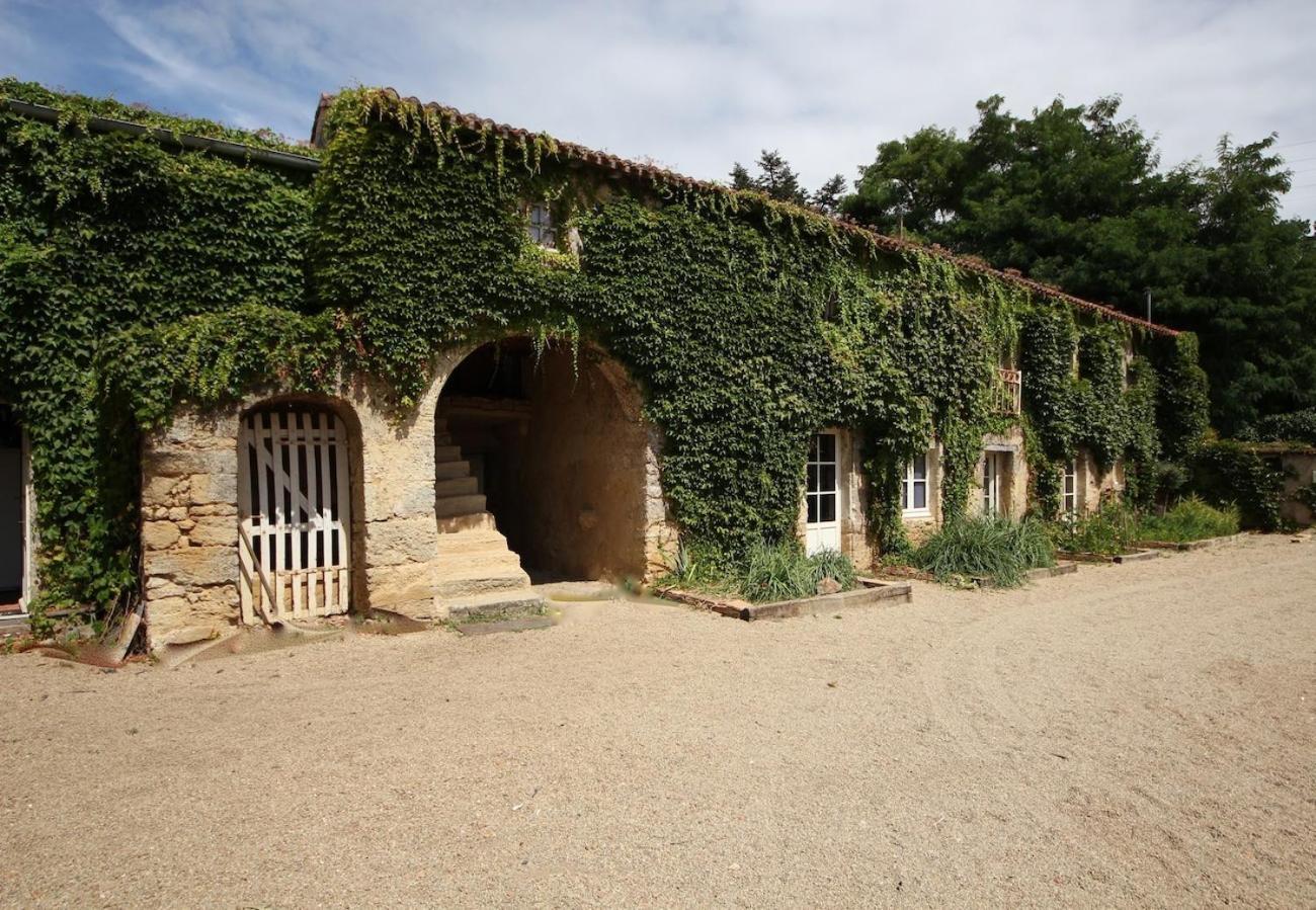 Bed and Breakfast Le Manoir De Gatines Tigne Екстер'єр фото