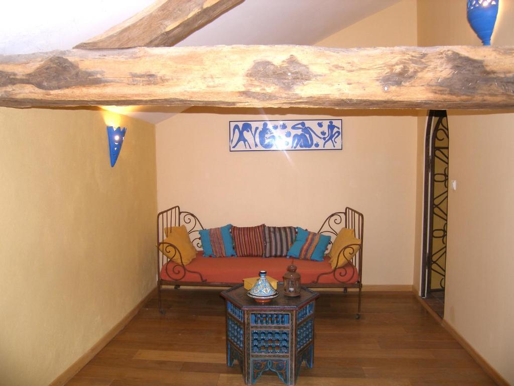 Bed and Breakfast Le Manoir De Gatines Tigne Екстер'єр фото